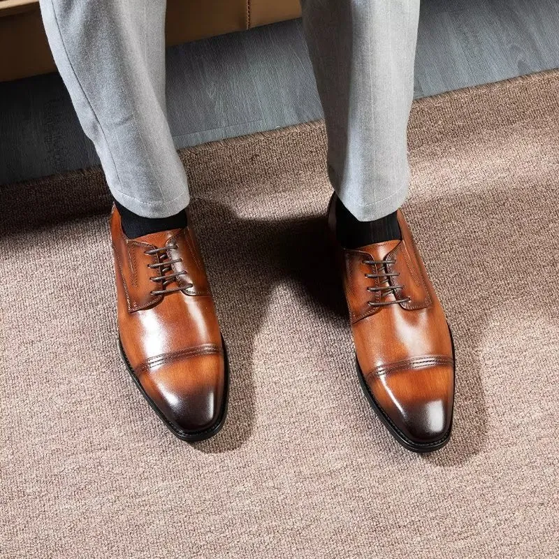 Diamoré Timeless Lace-Up Elegance