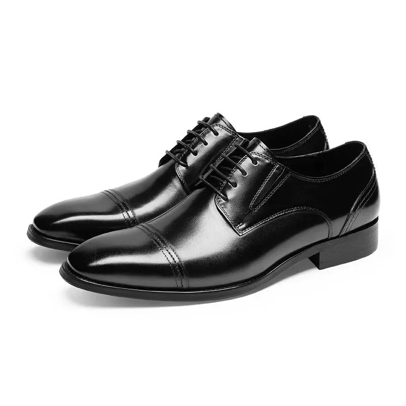 Diamoré Timeless Lace-Up Elegance