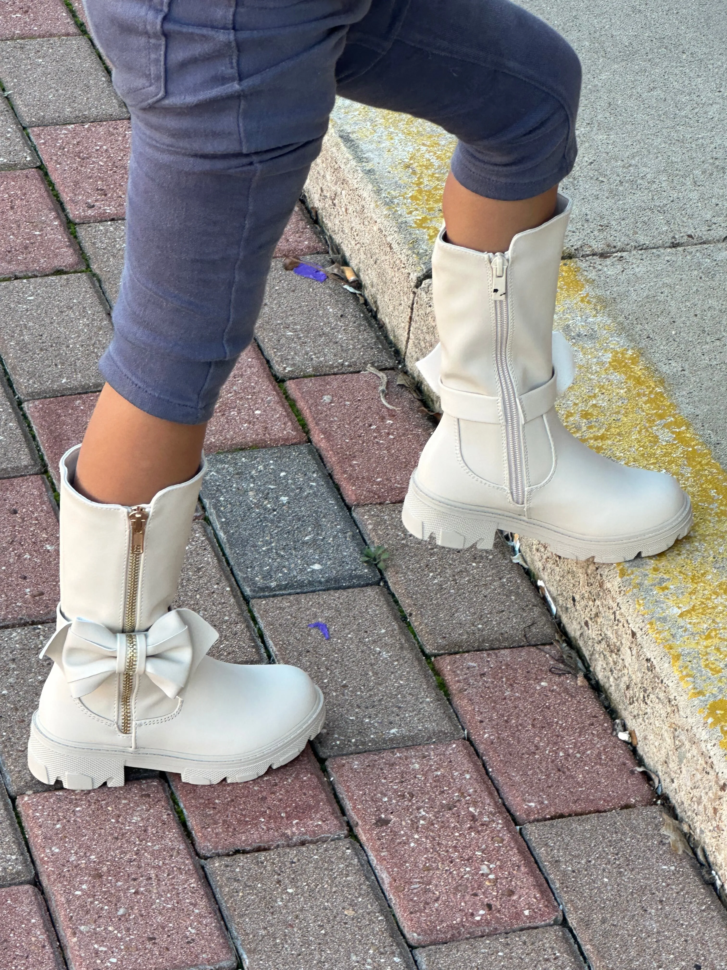 Girls Boots/Bone-Cherry-5K