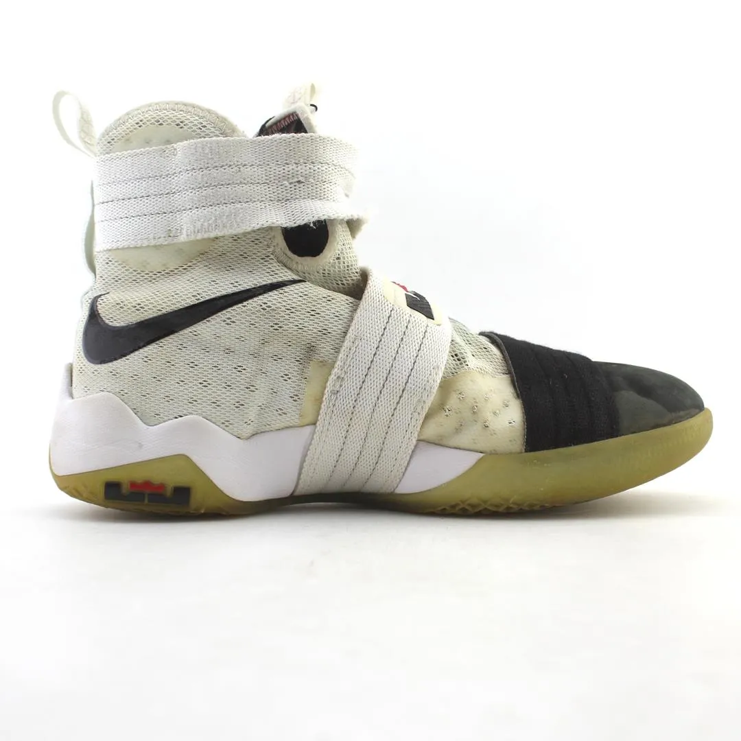 NIKE  LEBRON ZOOM SOLDIER 10