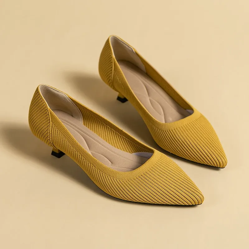 Ribbed Upper Basic Kitten Heel Pumps