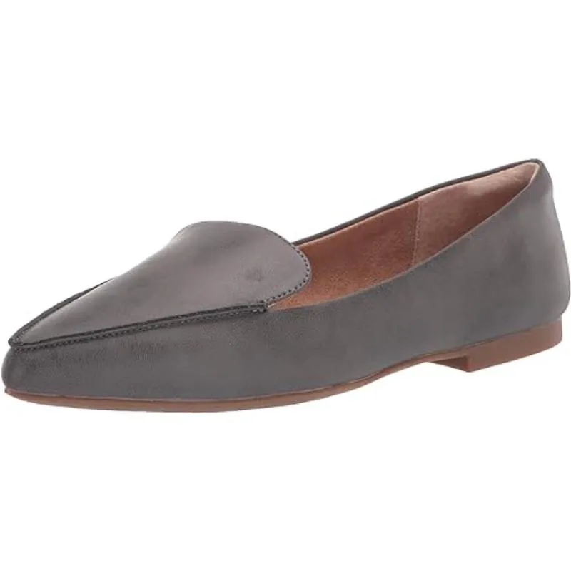 Sleek Minimalist Design Loafer For Women